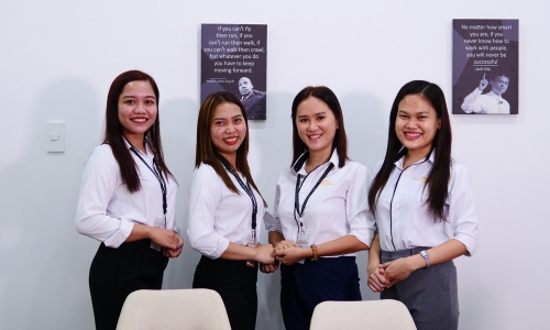 Đội ngũ giáo viên chuyên nghiệp đến từ Philippines.